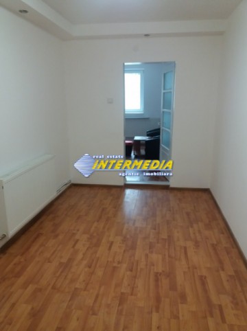 spatiu-comercial-de-vanzare-70-mp-alba-iulia-zona-cetate-goldis-6